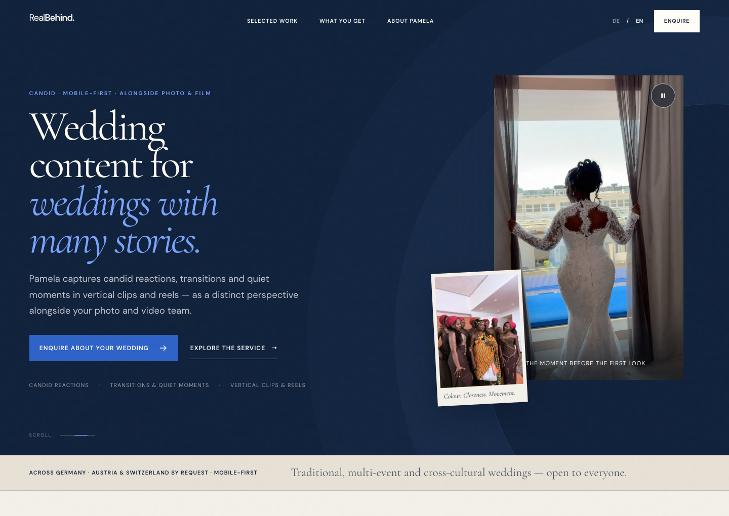 Screenshot der RealBehind-Website: dunkelblaues Design mit Hochzeitsszenen und großflächiger Typografie